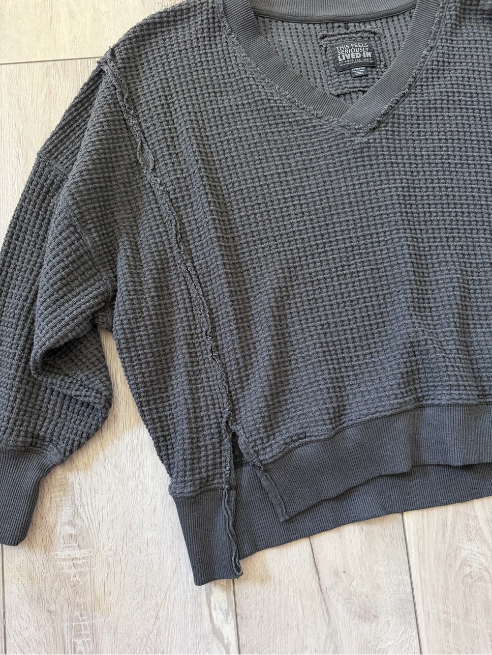 American Eagle This Feels Seriously Lived In Big Hug Waffle Oversized Crew xs - Picture 10 of 10